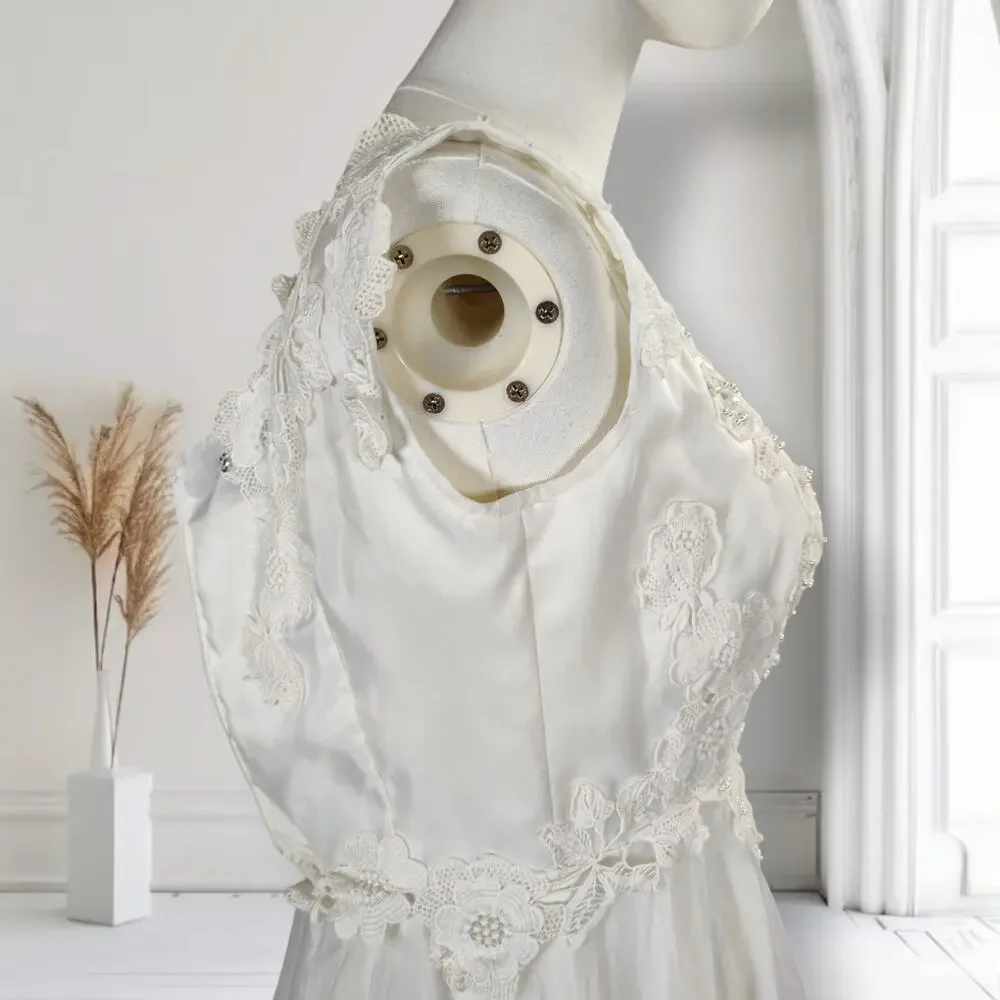 Vintage 60s Aida Bridal California Lace Beaded Wedding Gown Chiffon Size 2